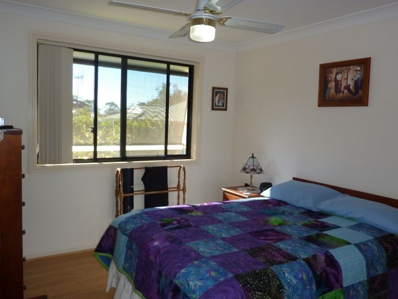 2/78 Old Bar Road, Old Bar NSW 2430