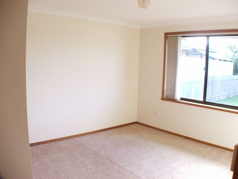 1 & 2/85 Old Bar Road, Old Bar NSW 2430