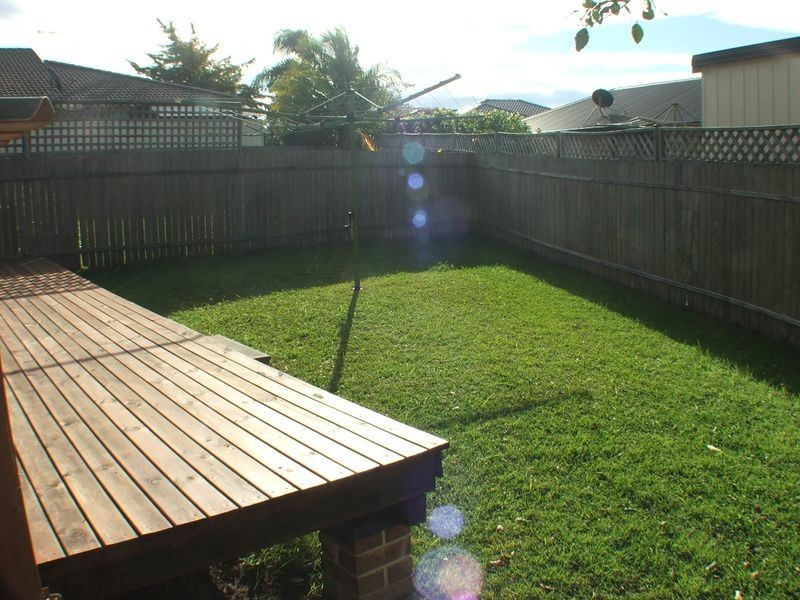 1 & 2/85 Old Bar Road, Old Bar NSW 2430