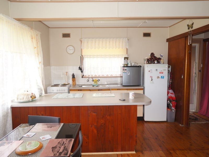 3 Lewis Street, Old Bar NSW 2430