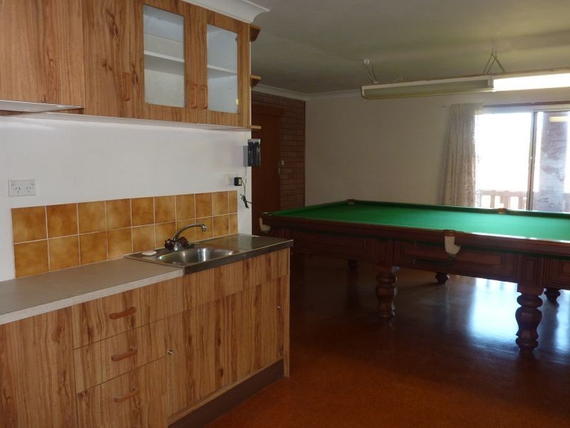 2 Rushby Drive, Old Bar NSW 2430