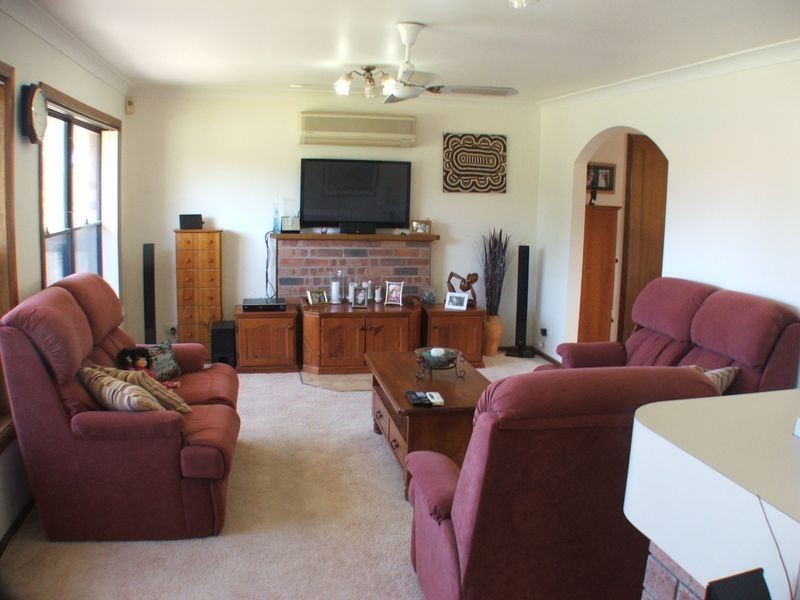 15 Cross Street, Old Bar NSW 2430