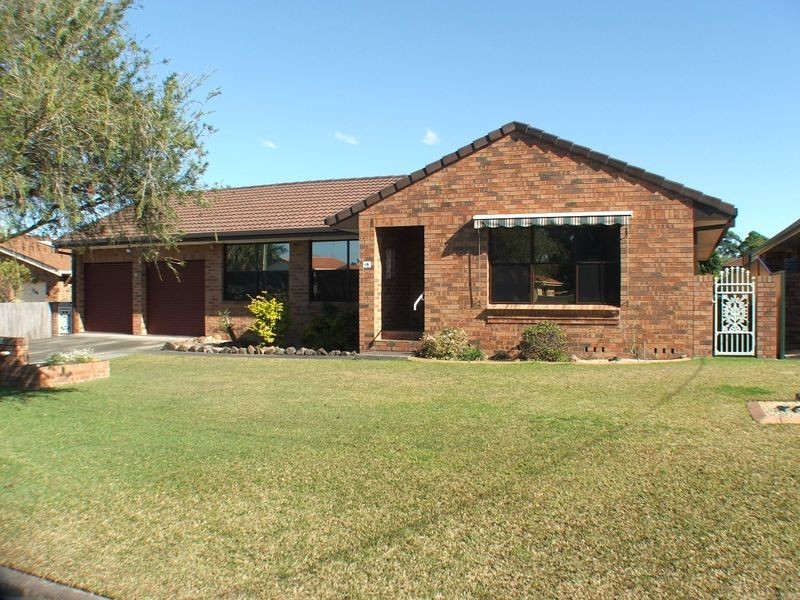 15 Cross Street, Old Bar NSW 2430