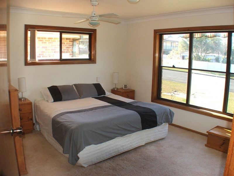 15 Cross Street, Old Bar NSW 2430
