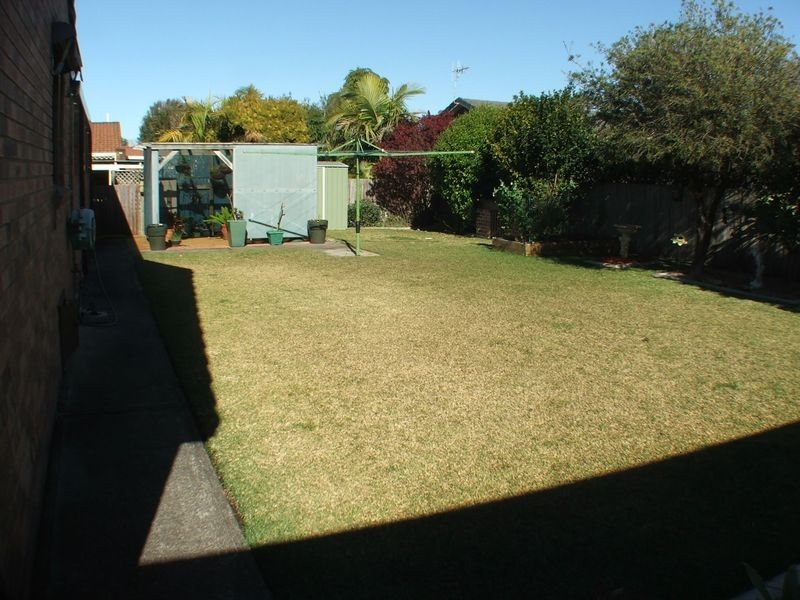 15 Cross Street, Old Bar NSW 2430
