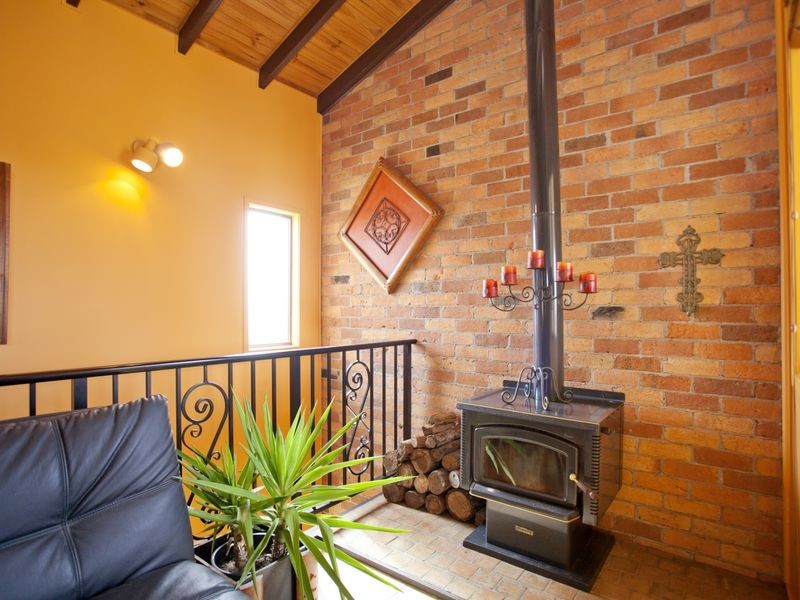 9 Lewis Street, Old Bar NSW 2430