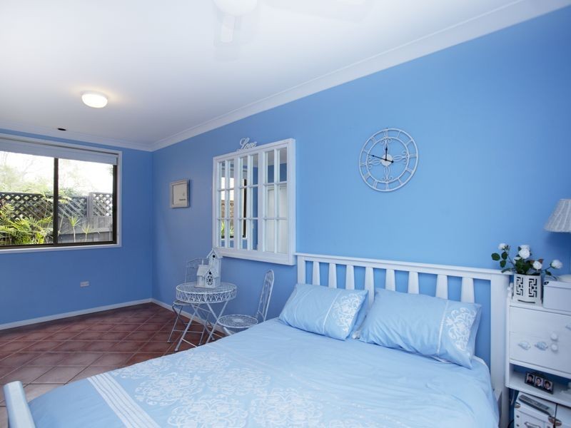 9 Lewis Street, Old Bar NSW 2430