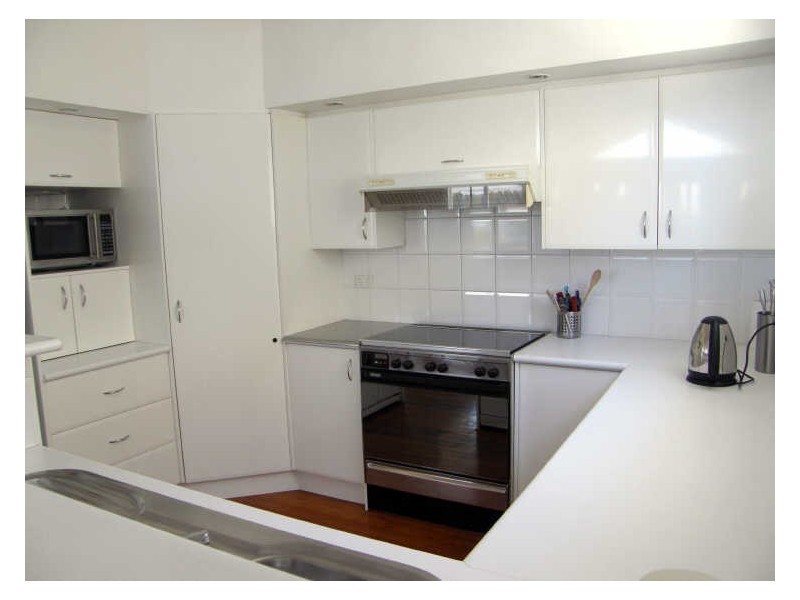 13 Ungala Road, Old Bar NSW 2430