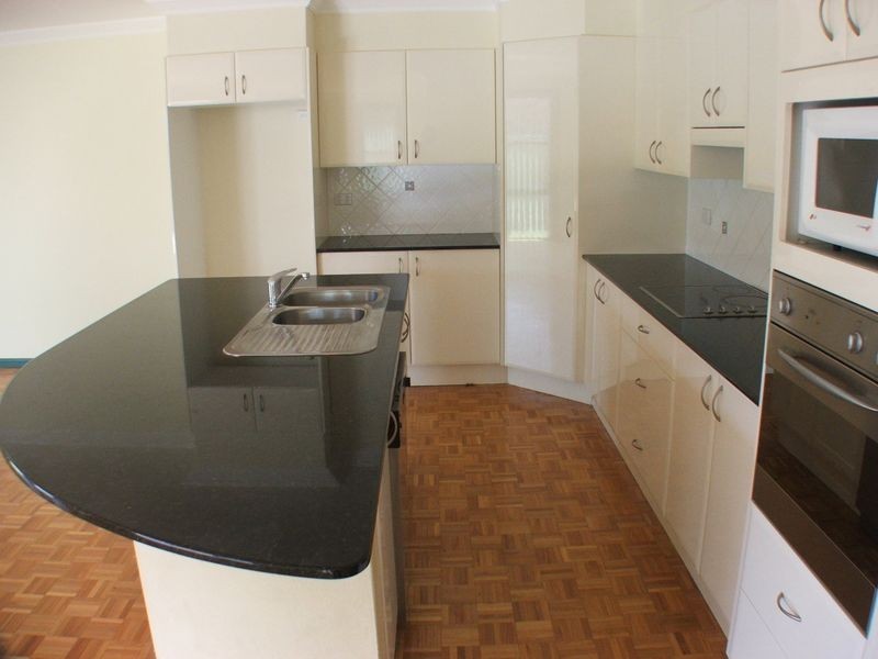 1/19 Mistral Place, Old Bar NSW 2430