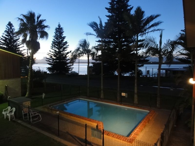 12/89-91 Main Street, Manning Point NSW 2430