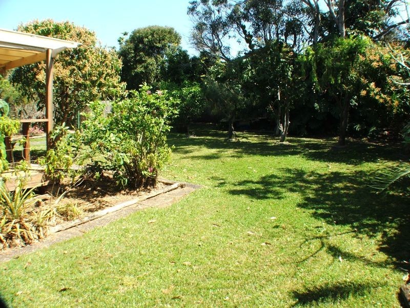 109 Waterman Street, Old Bar NSW 2430