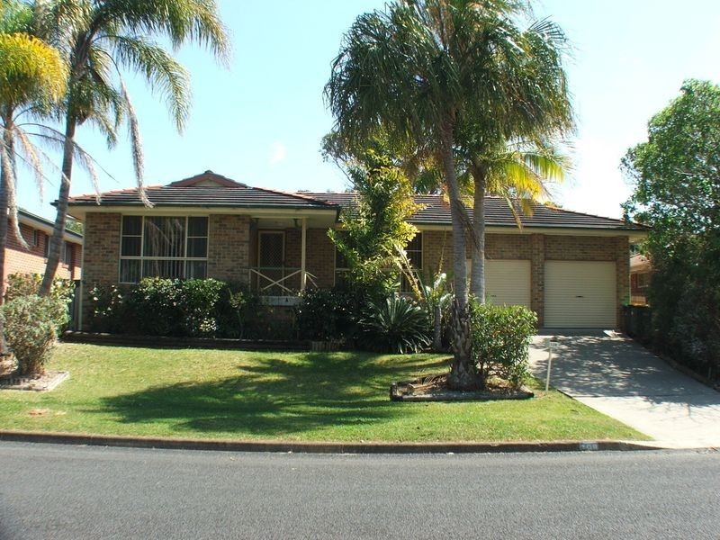 109 Waterman Street, Old Bar NSW 2430