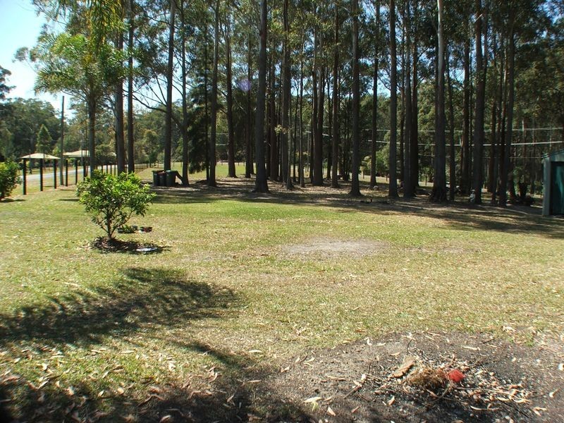 2 Voss Place, Mitchells Island NSW 2430