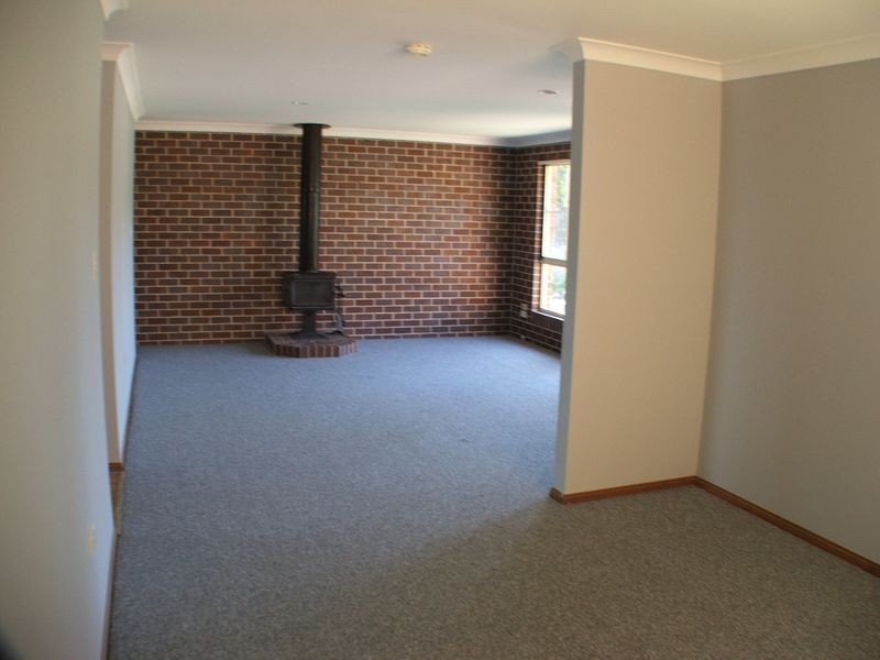 43 Molong Road, Old Bar NSW 2430