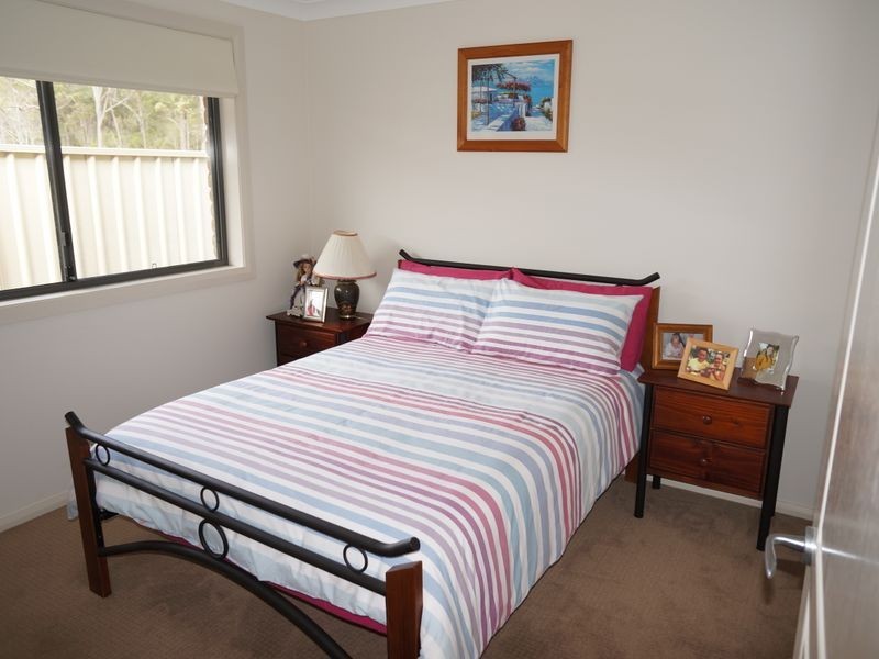 37 Albatross Way, Old Bar NSW 2430