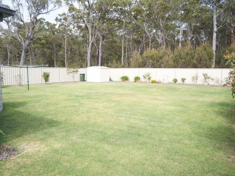 37 Albatross Way, Old Bar NSW 2430
