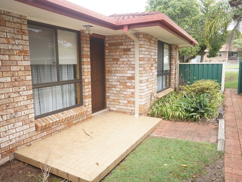 1/9 Wyden Street, Old Bar NSW 2430