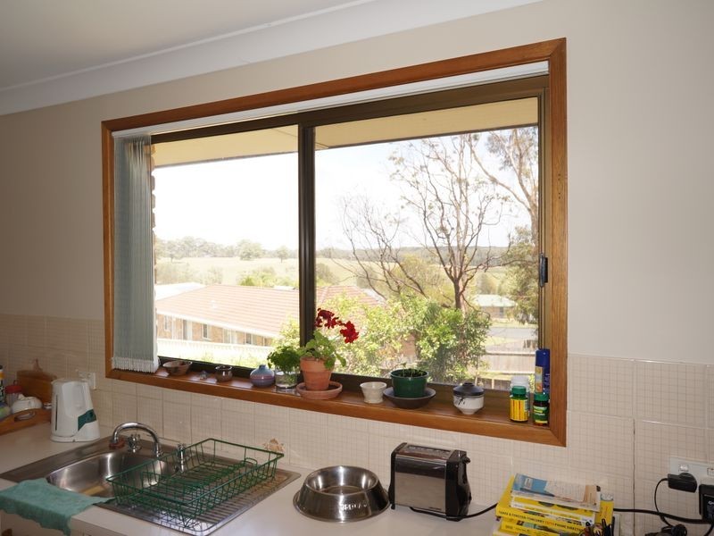 39 Molong Road, Old Bar NSW 2430