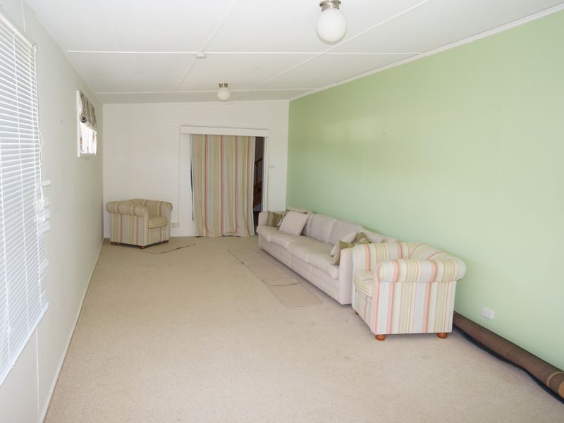 21 Ungala Road, Old Bar NSW 2430