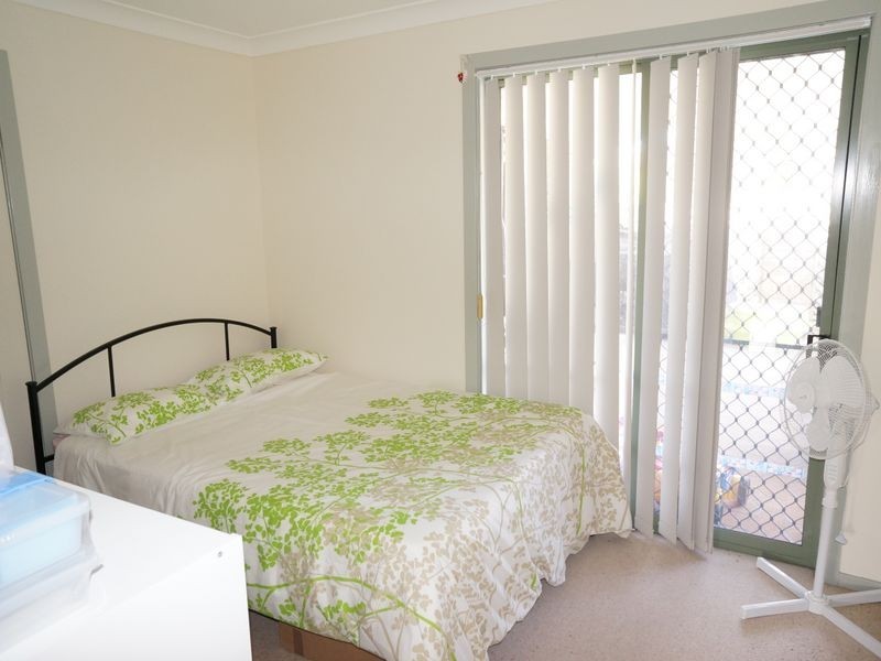 33a Carrabeen Drive, Old Bar NSW 2430