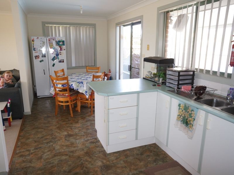 33a Carrabeen Drive, Old Bar NSW 2430
