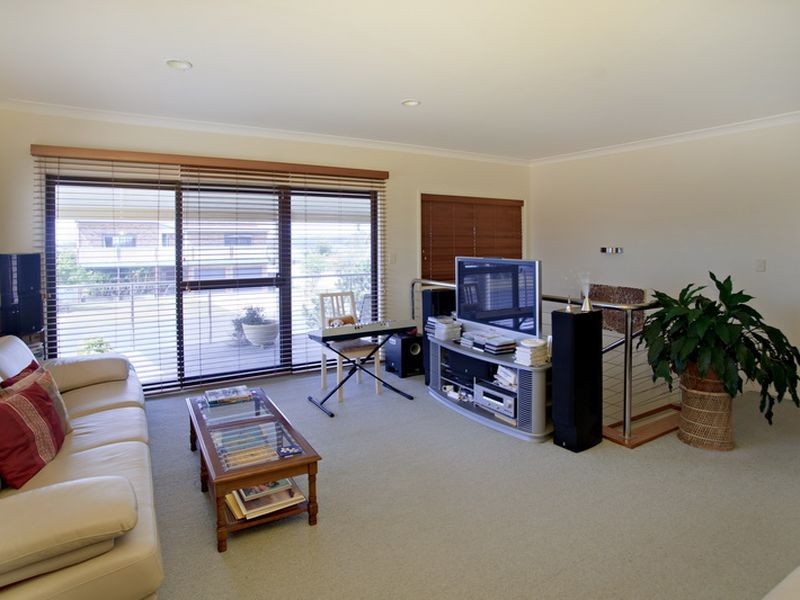 21 Beach Street, Wallabi Point NSW 2430