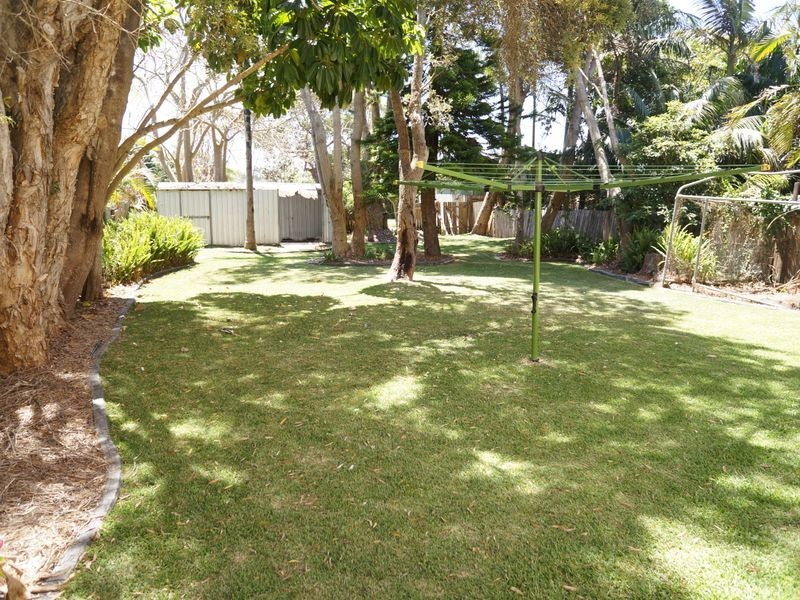 7 Pacific Parade, Old Bar NSW 2430