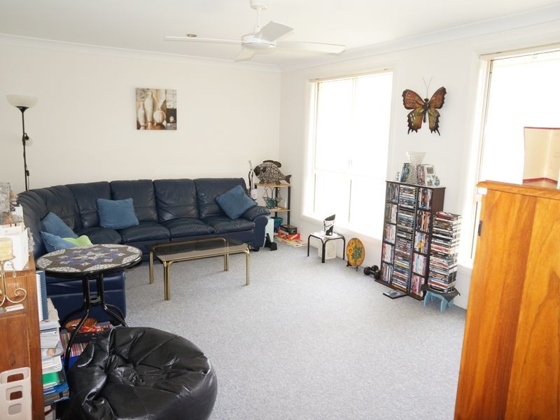 1 Mariner Avenue, Old Bar NSW 2430