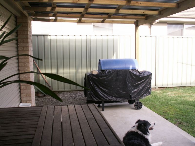 1 Mariner Avenue, Old Bar NSW 2430