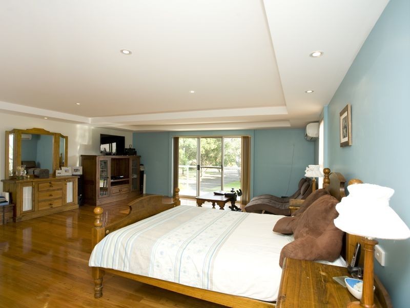 2 David Street, Old Bar NSW 2430