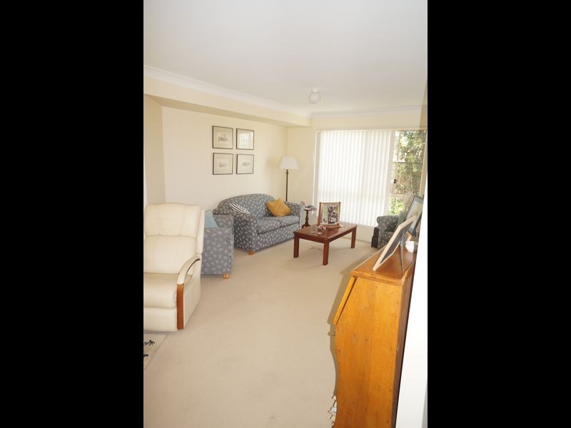 1/16 Rosier Place, Old Bar NSW 2430