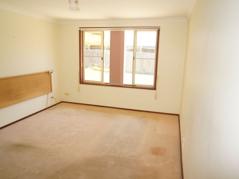 14 Joel Drive, Old Bar NSW 2430