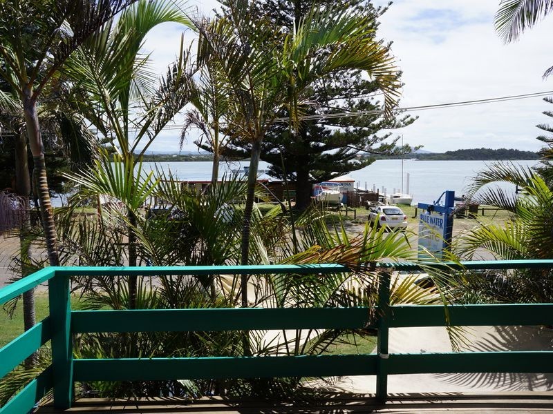 11/89-91 Main Street, Manning Point NSW 2430
