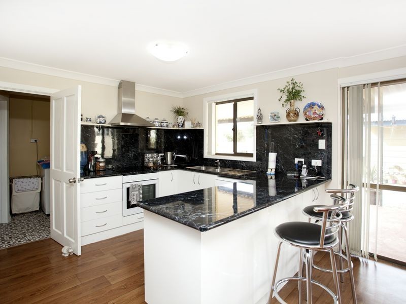 6 Waterman Street, Old Bar NSW 2430