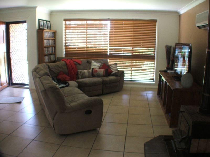 12 Drury Close, Old Bar NSW 2430