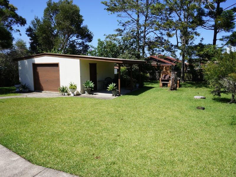 44 Smith Street, Old Bar NSW 2430