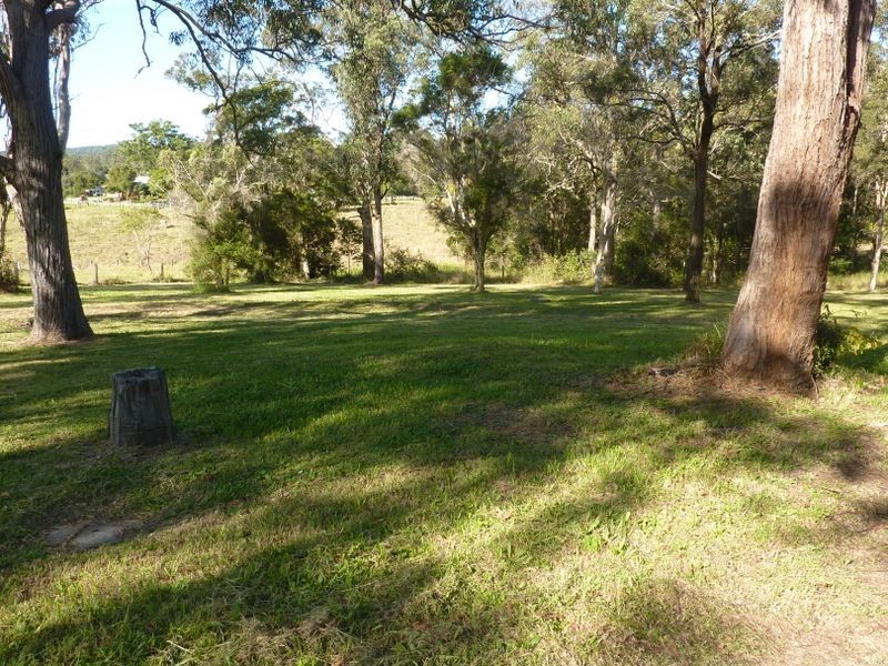 8 Beecher Street, Tinonee NSW 2430