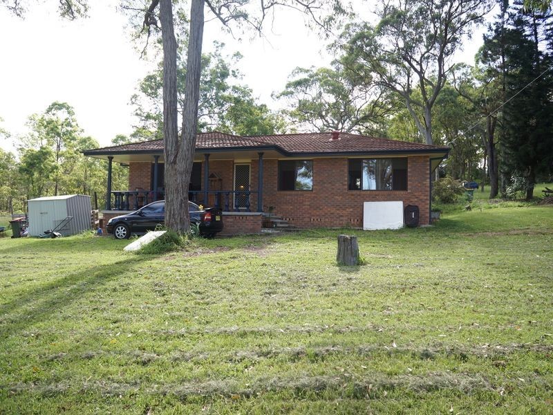 8 Beecher Street, Tinonee NSW 2430