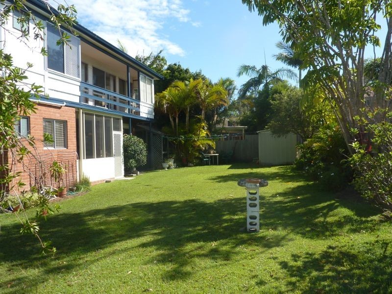 6 David Street, Old Bar NSW 2430
