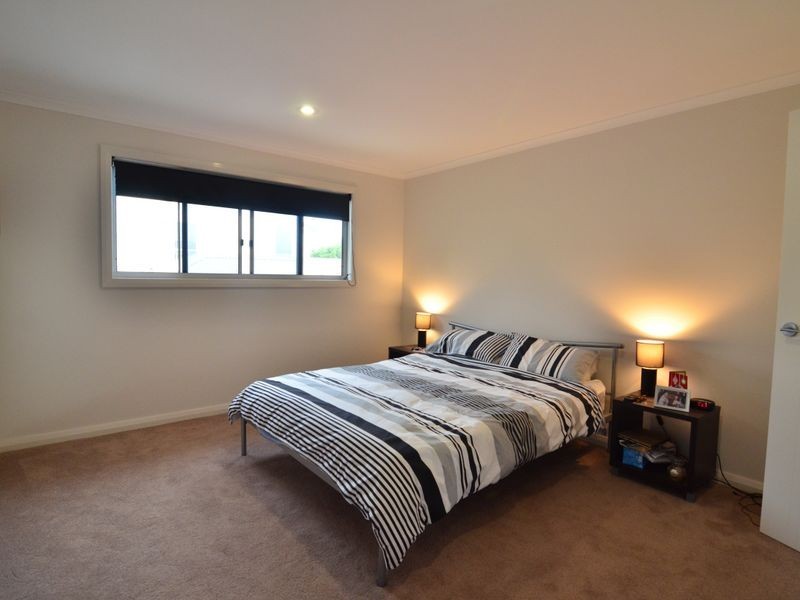 21 Pacific Parade, Old Bar NSW 2430