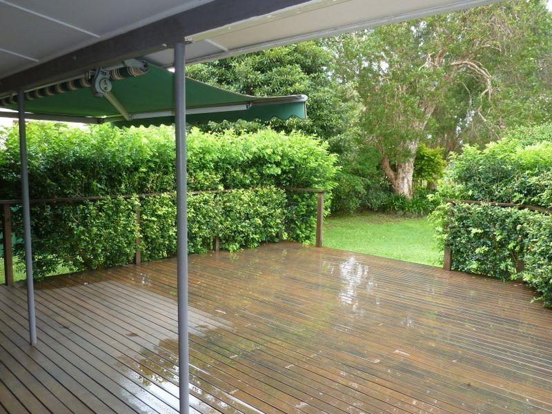 13 Old Bar Road, Old Bar NSW 2430