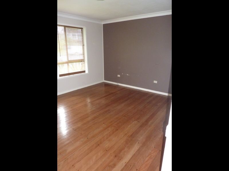 13 Old Bar Road, Old Bar NSW 2430