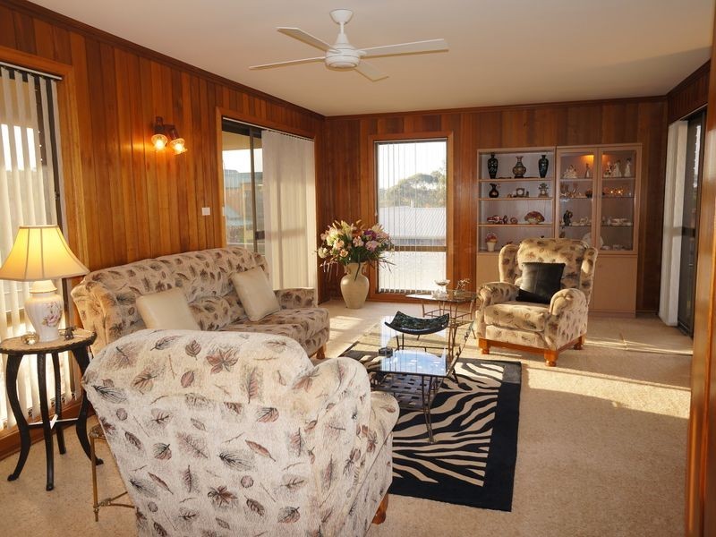 51 Ocean Drive, Wallabi Point NSW 2430