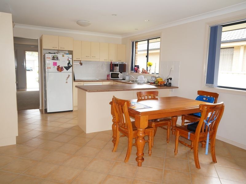 15 Bluehaven Drive, Old Bar NSW 2430