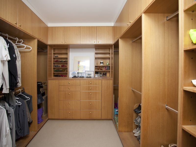 20 Kolinda Drive, Old Bar NSW 2430