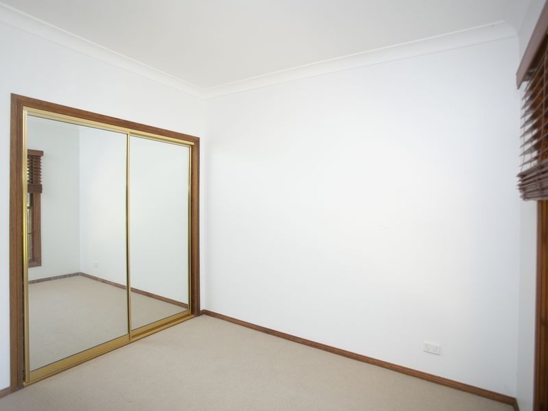 20 Kolinda Drive, Old Bar NSW 2430