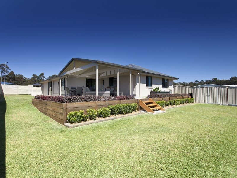 14 Janice Street, Wallabi Point NSW 2430