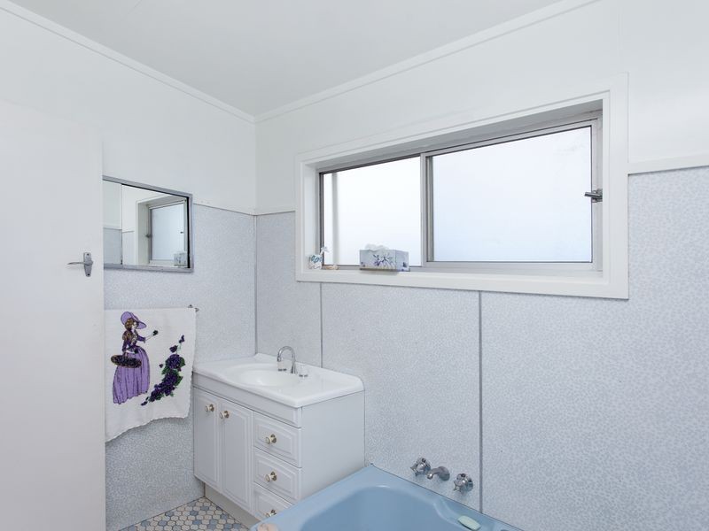 4 Main Road, Manning Point NSW 2430