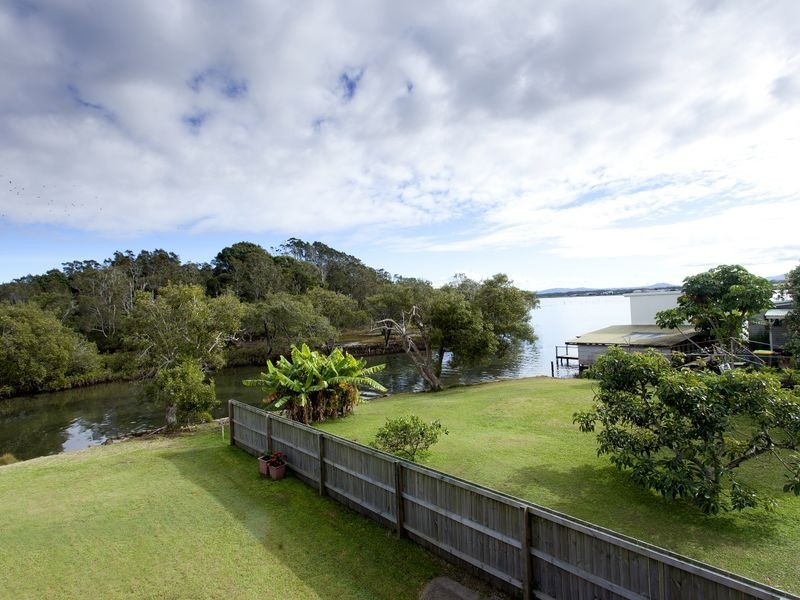 4 Main Road, Manning Point NSW 2430