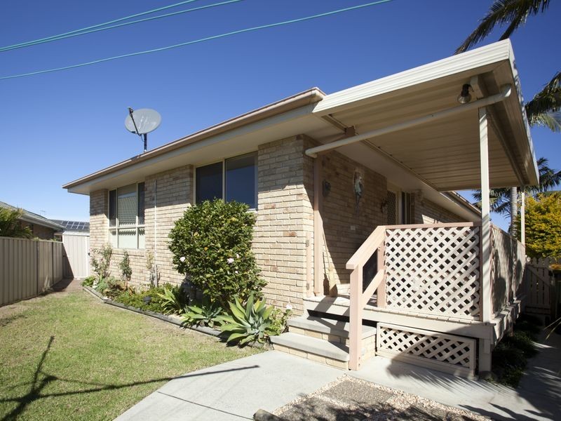 30 Carrabeen Drive, Old Bar NSW 2430